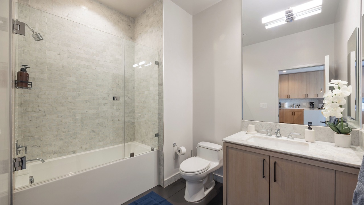 Photo of Bathroom in Hollywood