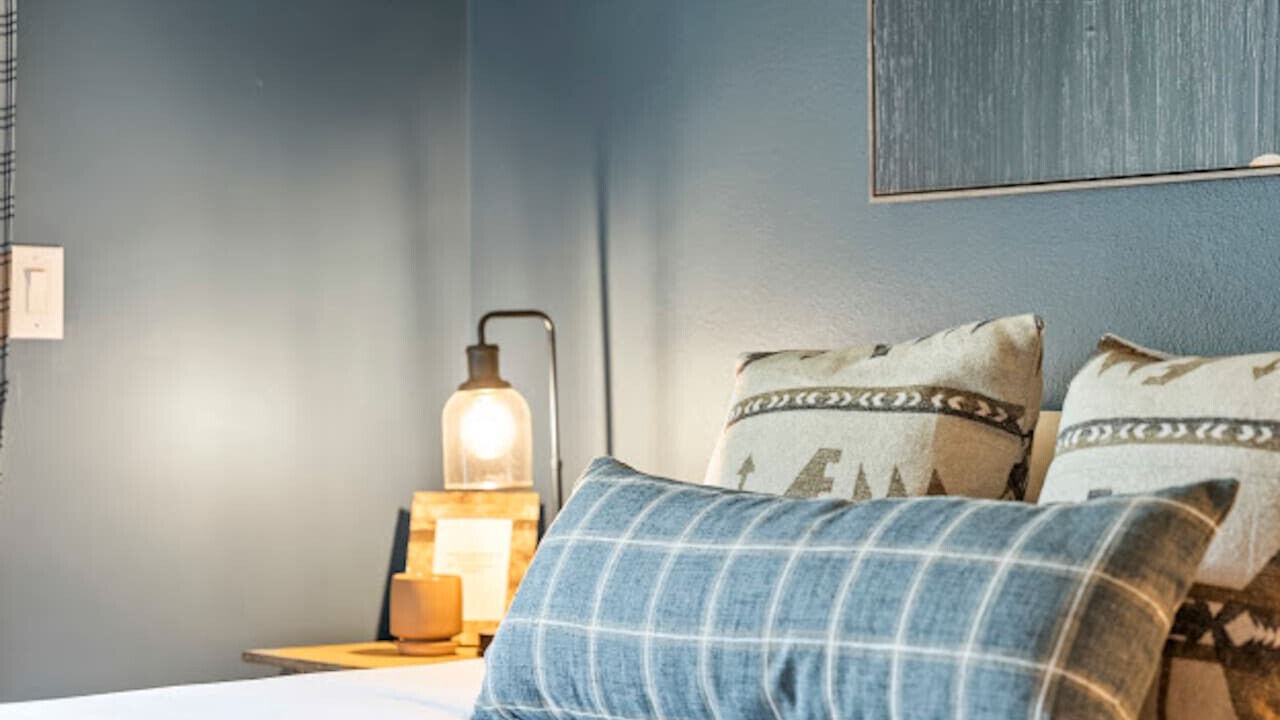Photo of Bedroom in Peak 9