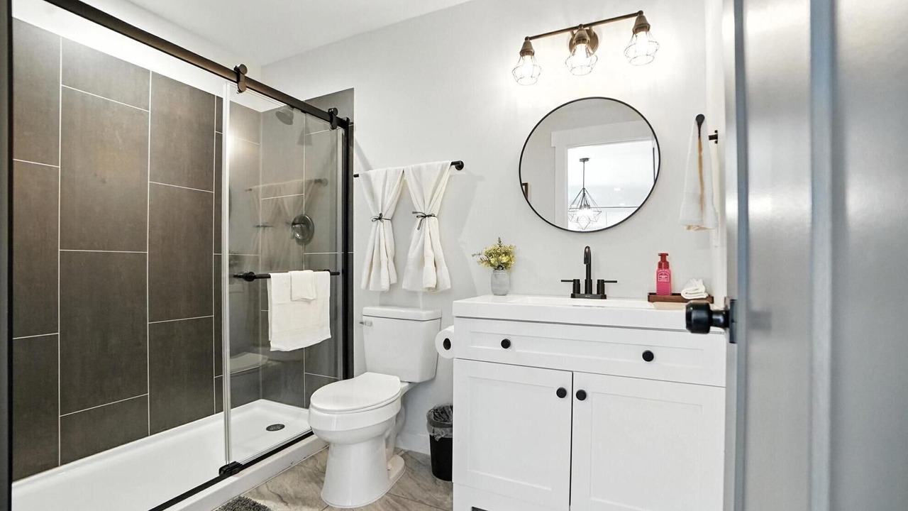 Photo of Bathroom in Batavia