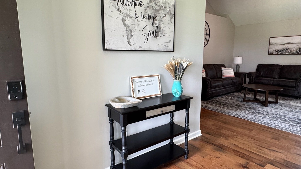Photo of Livingroom in Cross Plains
