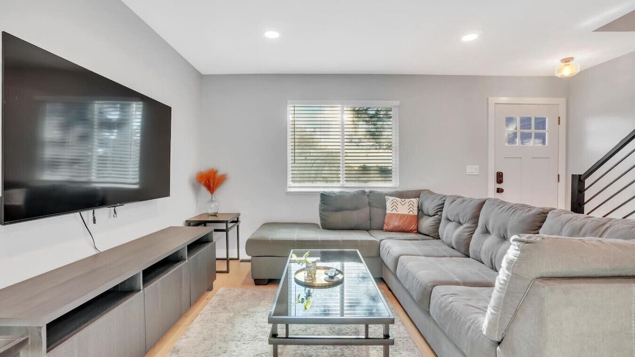 Photo of Bedroom in Scenic Heights