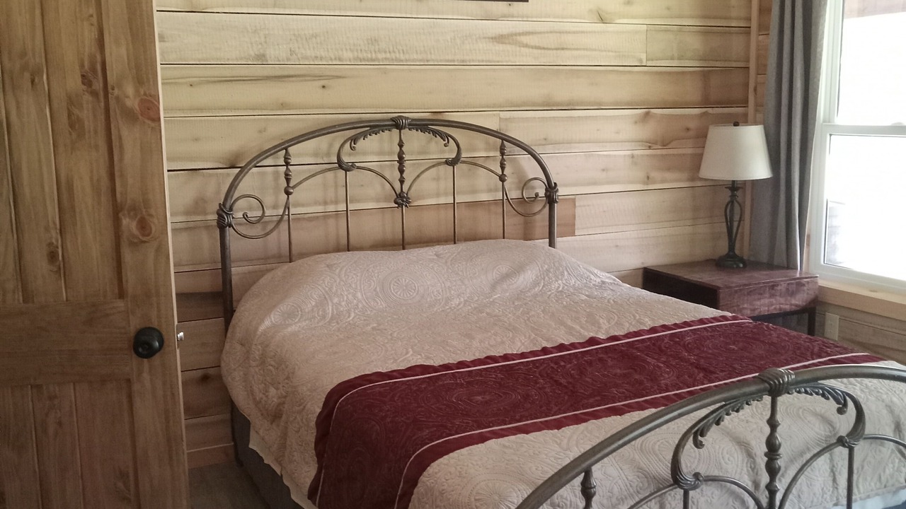 Photo of Bedroom in Dunlap