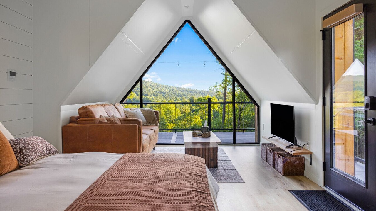 Photo of Bedroom in Shippenville