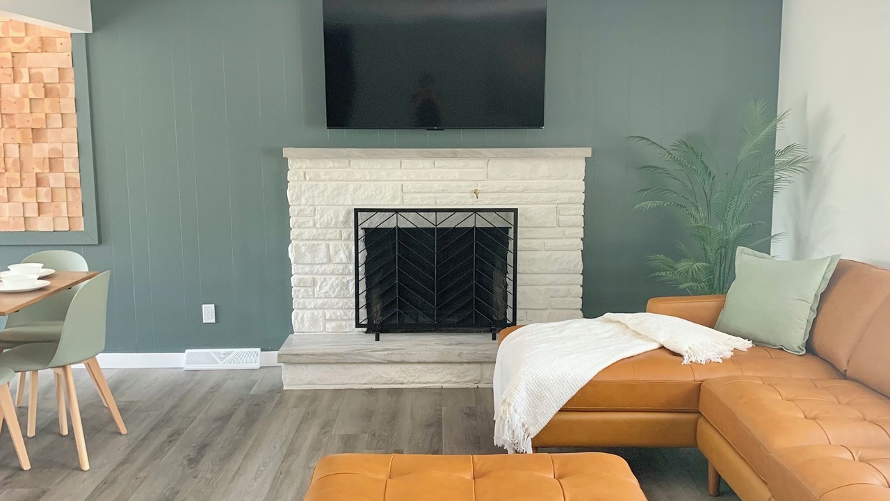 Photo of Livingroom in Lamar Heights Area