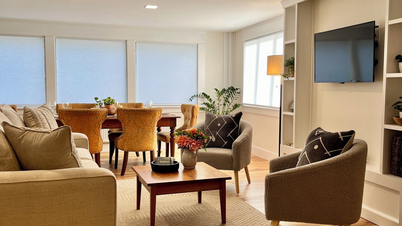Photo of Livingroom in Shelburne Falls