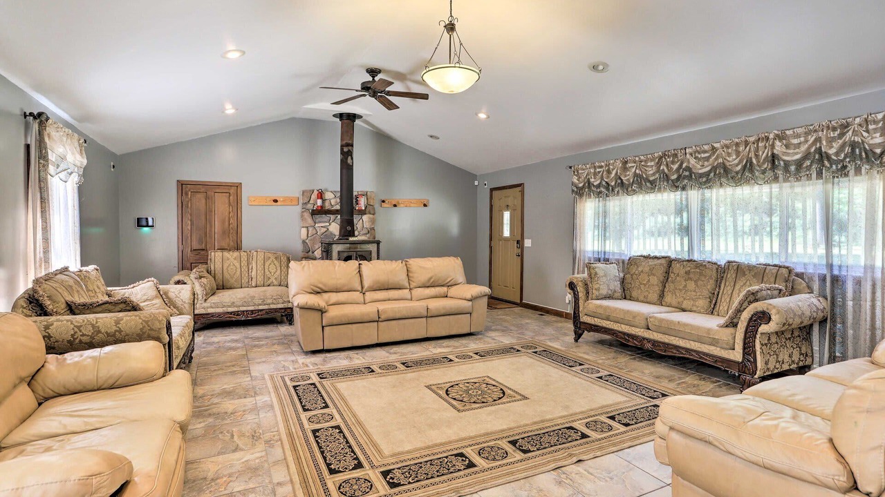 Photo of Livingroom in Toledo