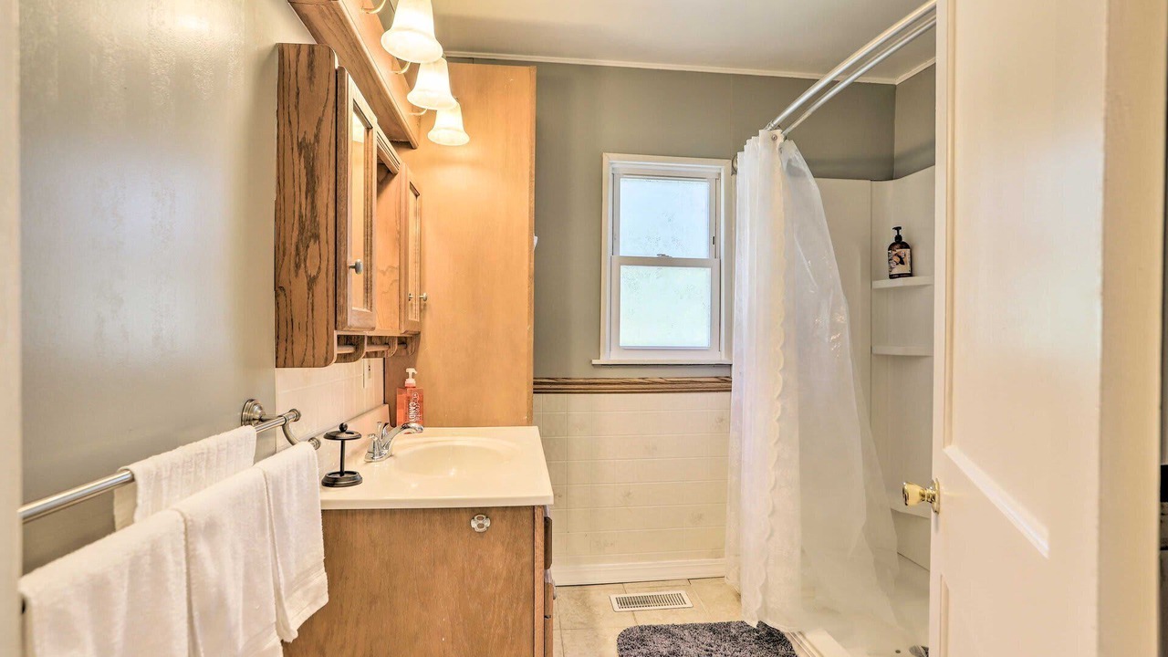 Photo of Bathroom in Toledo