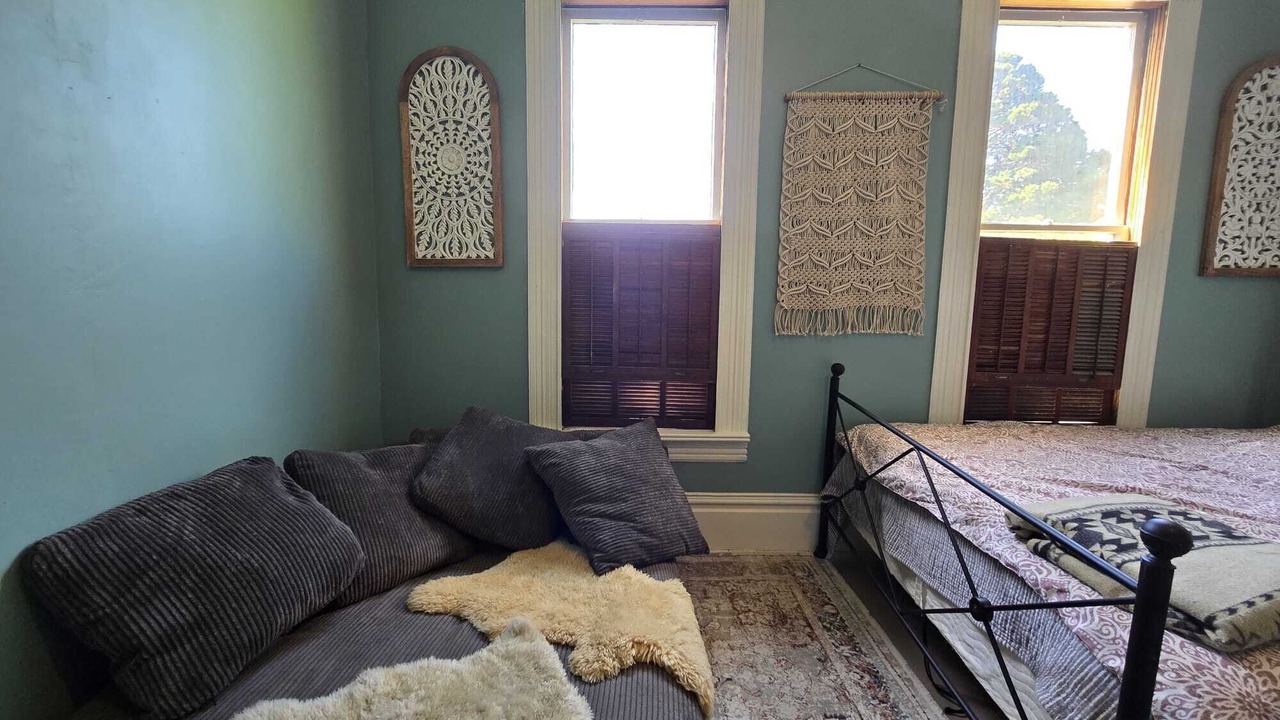 Photo of Bedroom in Eureka