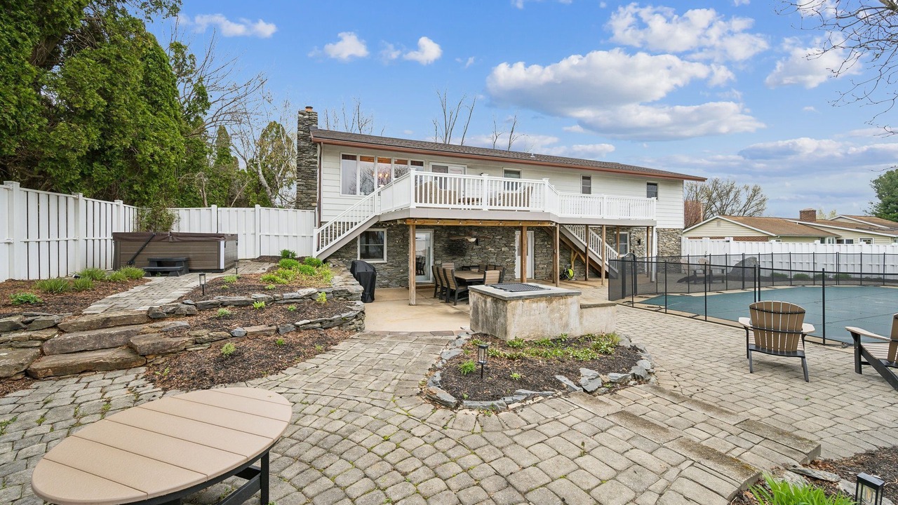 Photo of Outdoor in Washington Boro