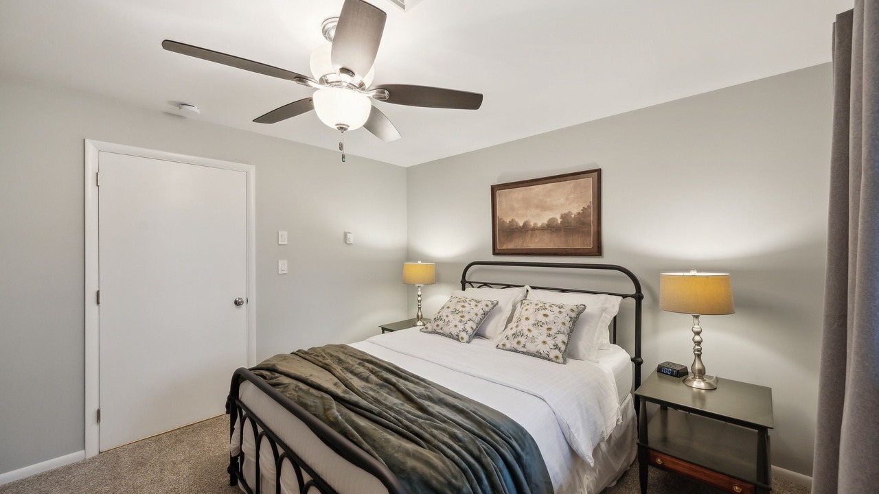 Photo of Bedroom in Washington Boro