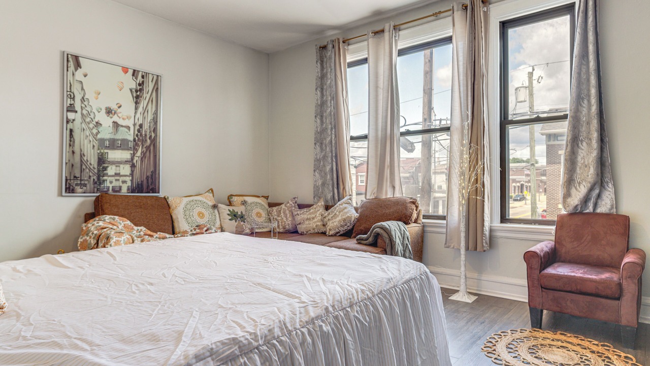 Photo of Bedroom in Newport