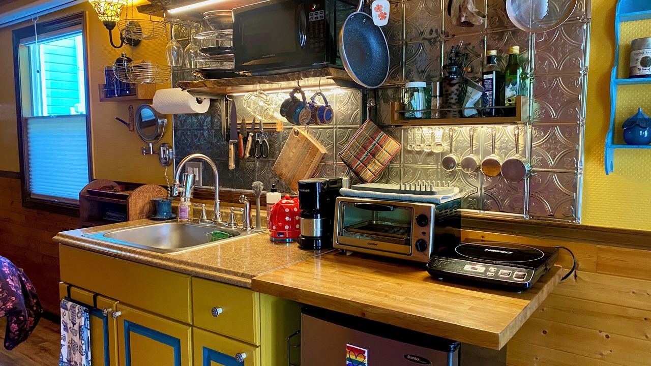 Photo of Kitchen in Mississippi District