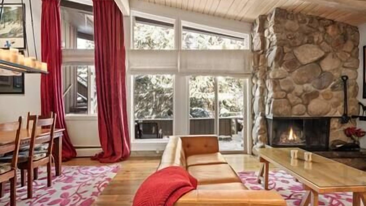 Photo of Livingroom in Aspen