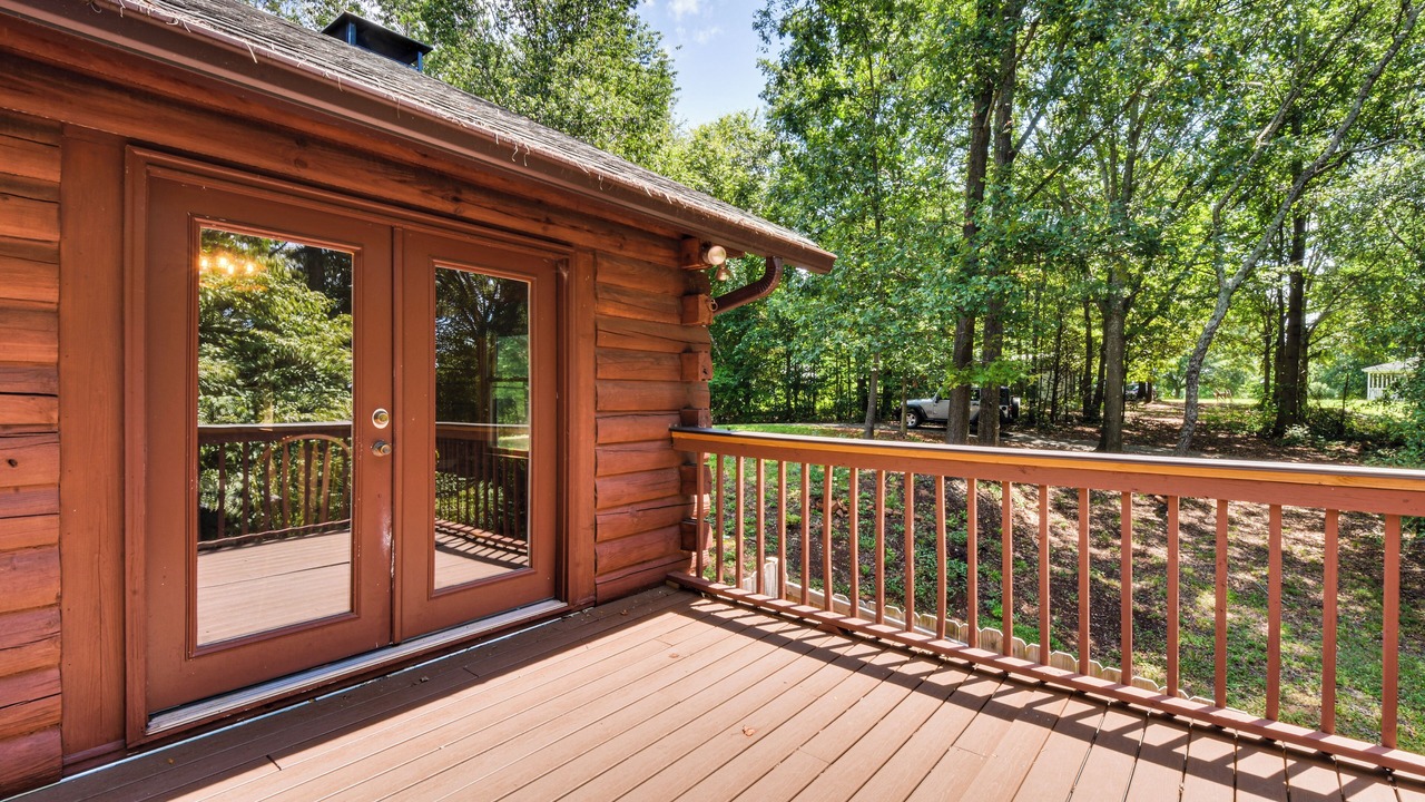 Photo of Patio Balcony in Toccoa
