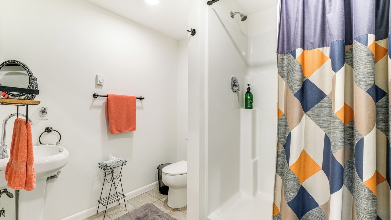 Photo of Bathroom in Court House