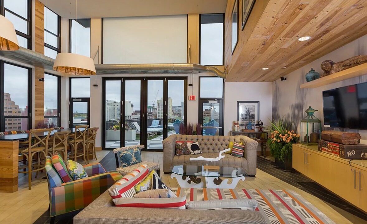 Photo of Livingroom in Old West Side