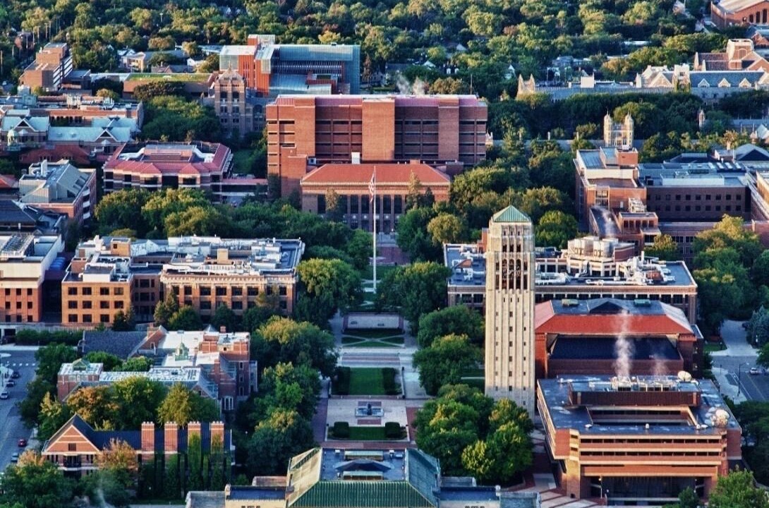 Photo of Outdoor in Old West Side