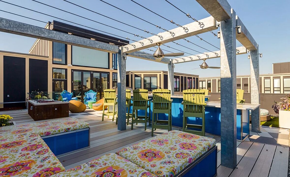 Photo of Outdoor in Old West Side