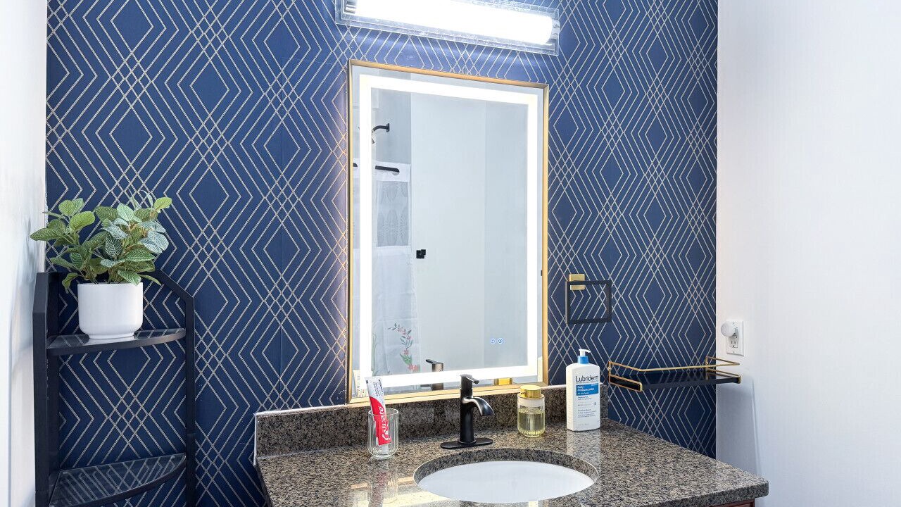 Photo of Bathroom in Downtown Memphis
