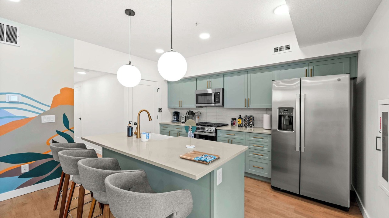 Photo of Kitchen in People's Freeway