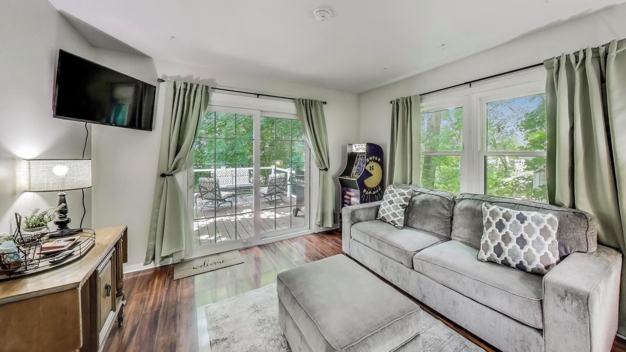 Photo of Bedroom in Williams Bay