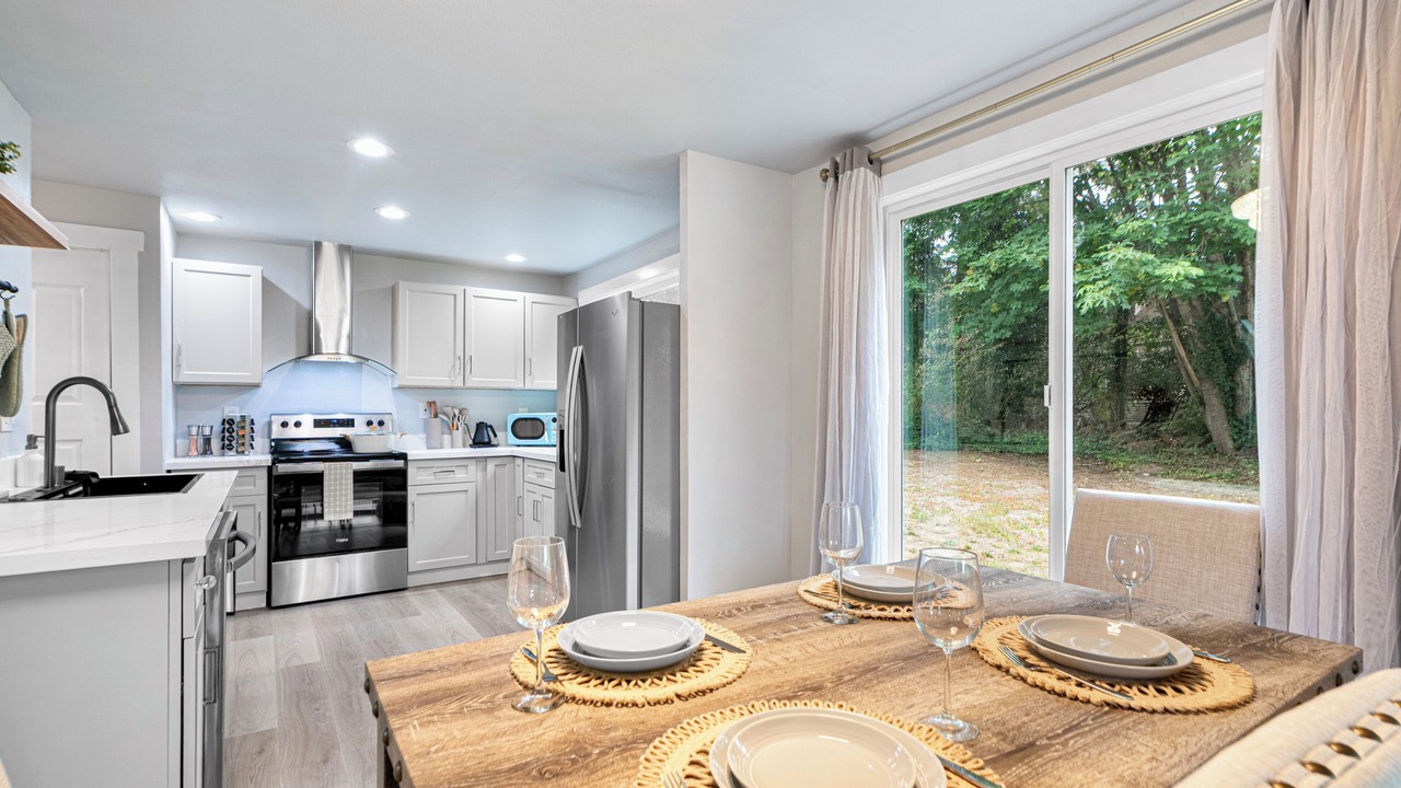 Photo of Kitchen in Education Hill