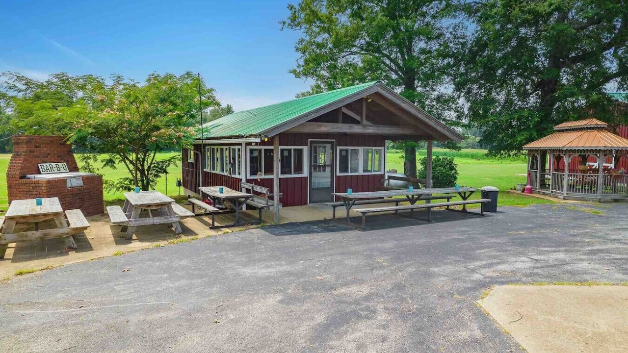 Photo of Outdoor in Mercer