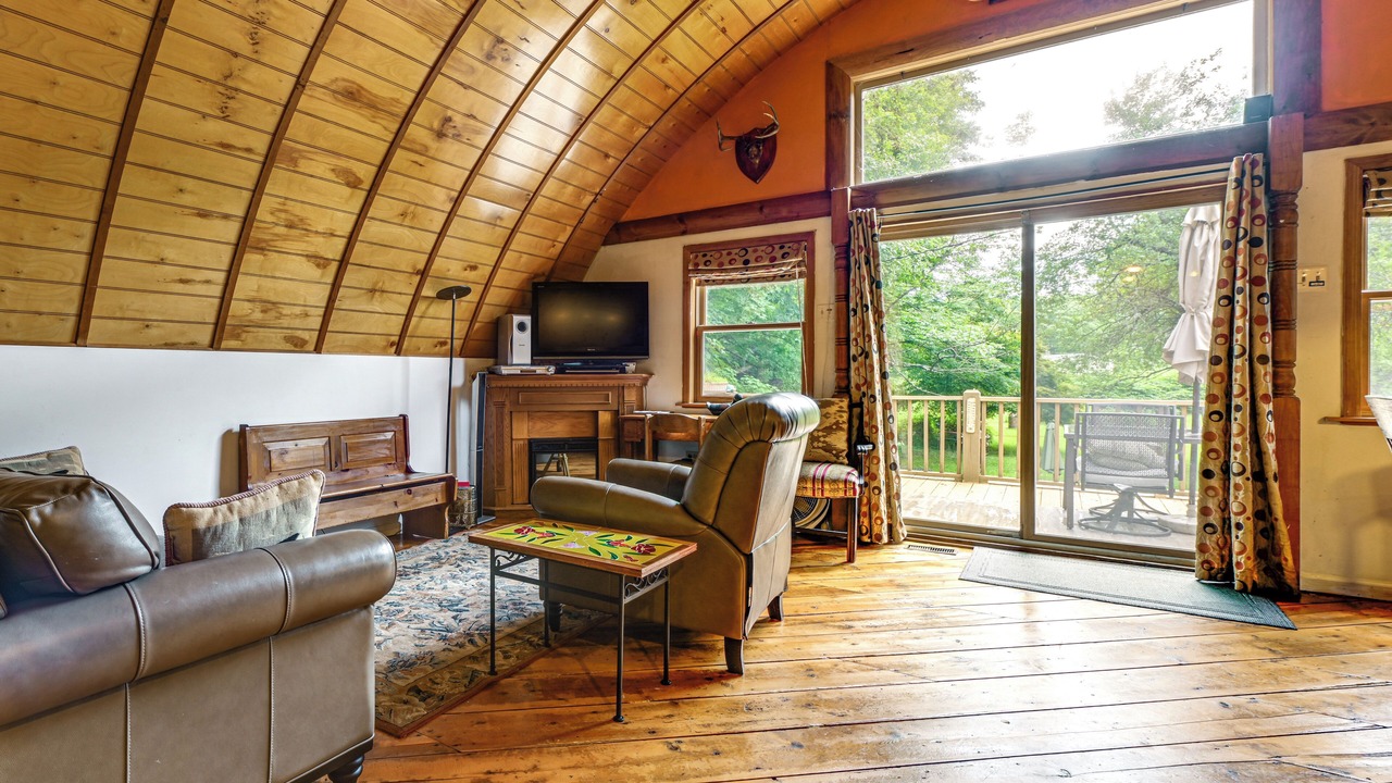 Photo of Bedroom in East Branch