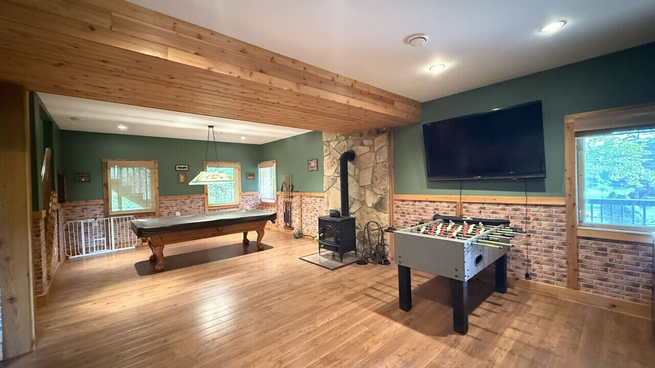 Photo of Bedroom in Alpine Lake