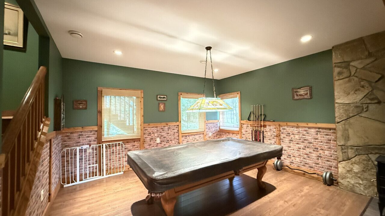 Photo of Bedroom in Alpine Lake