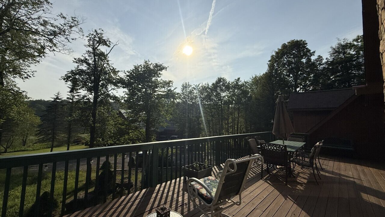 Photo of Outdoor in Alpine Lake