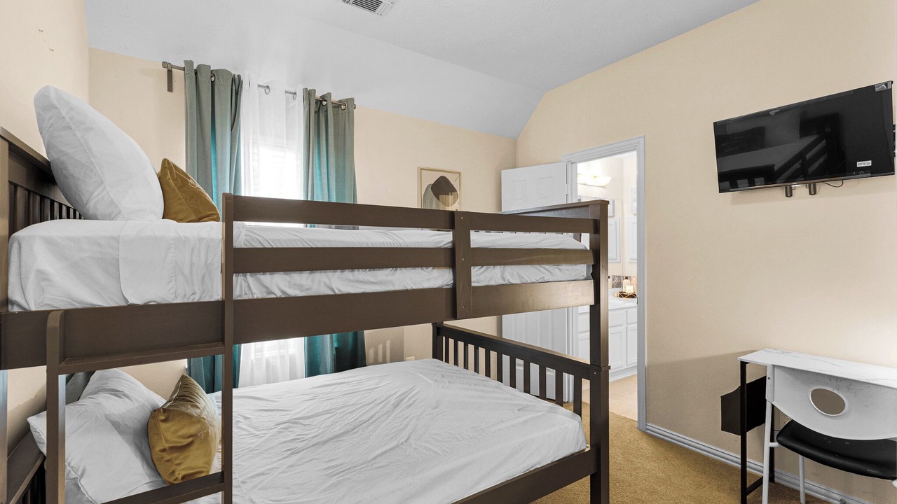 Photo of Bedroom in South Central Houston
