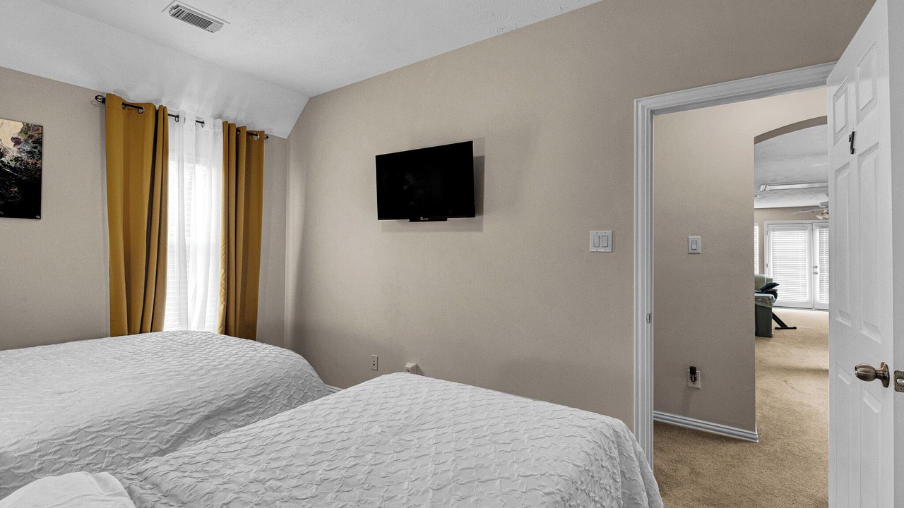 Photo of Bedroom in South Central Houston