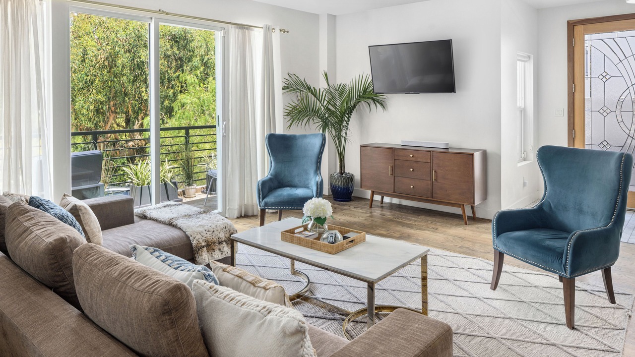 Photo of Livingroom in Hollywood Hills