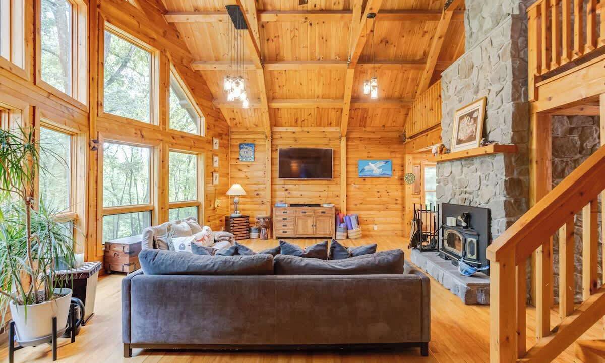 Photo of Livingroom in Keedysville