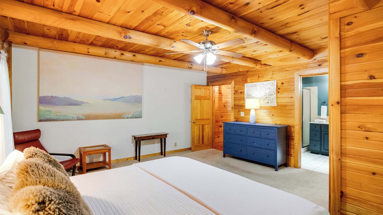 Photo of Bedroom in Keedysville