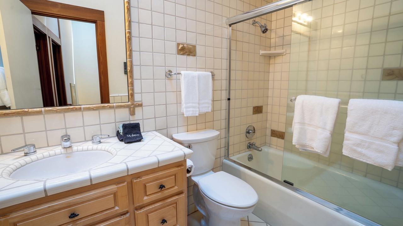 Photo of Bathroom in Tahoe Sierra Estates