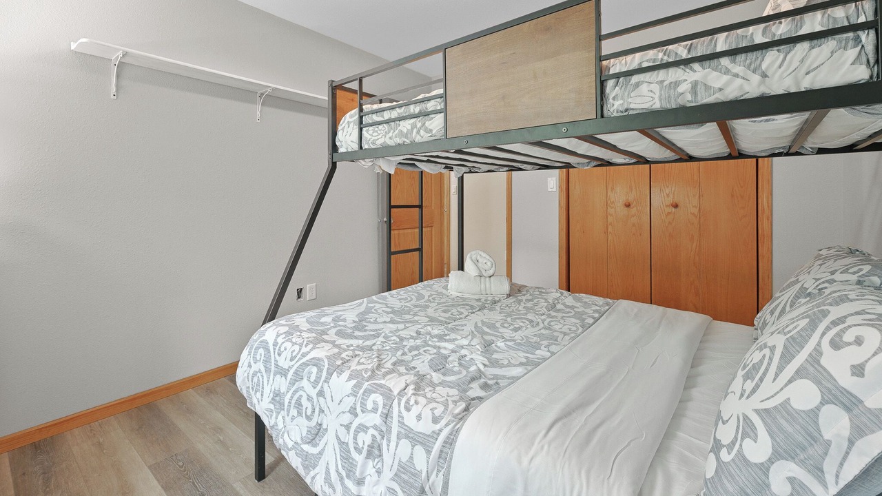 Photo of Bedroom in Mosinee