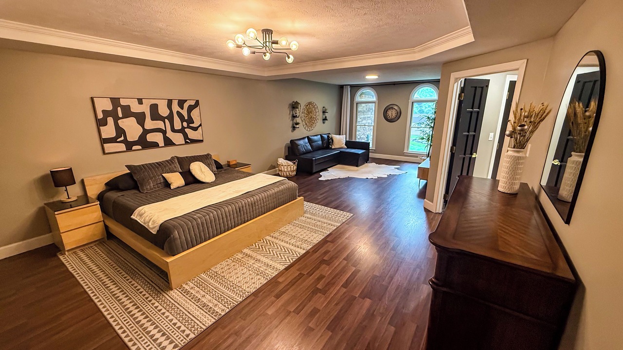 Photo of Bedroom in Hubbard