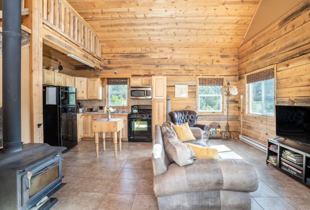 Photo of Livingroom in Hesperus