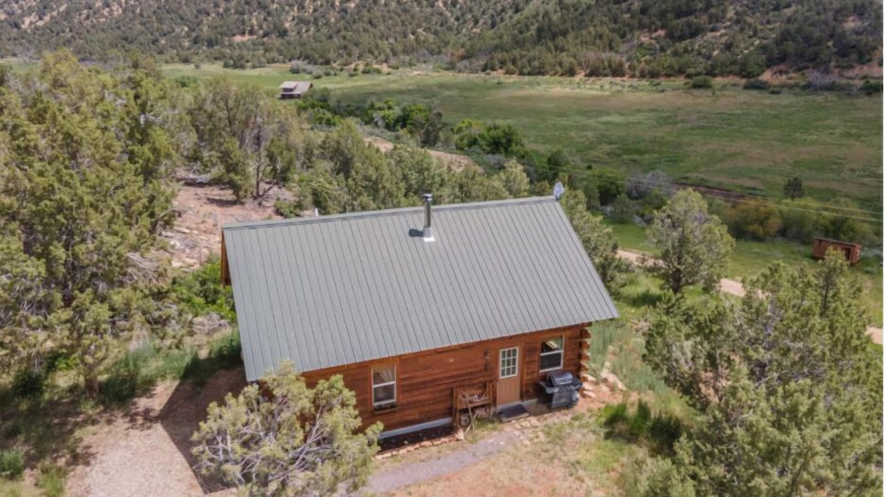 Photo of Outdoor in Hesperus