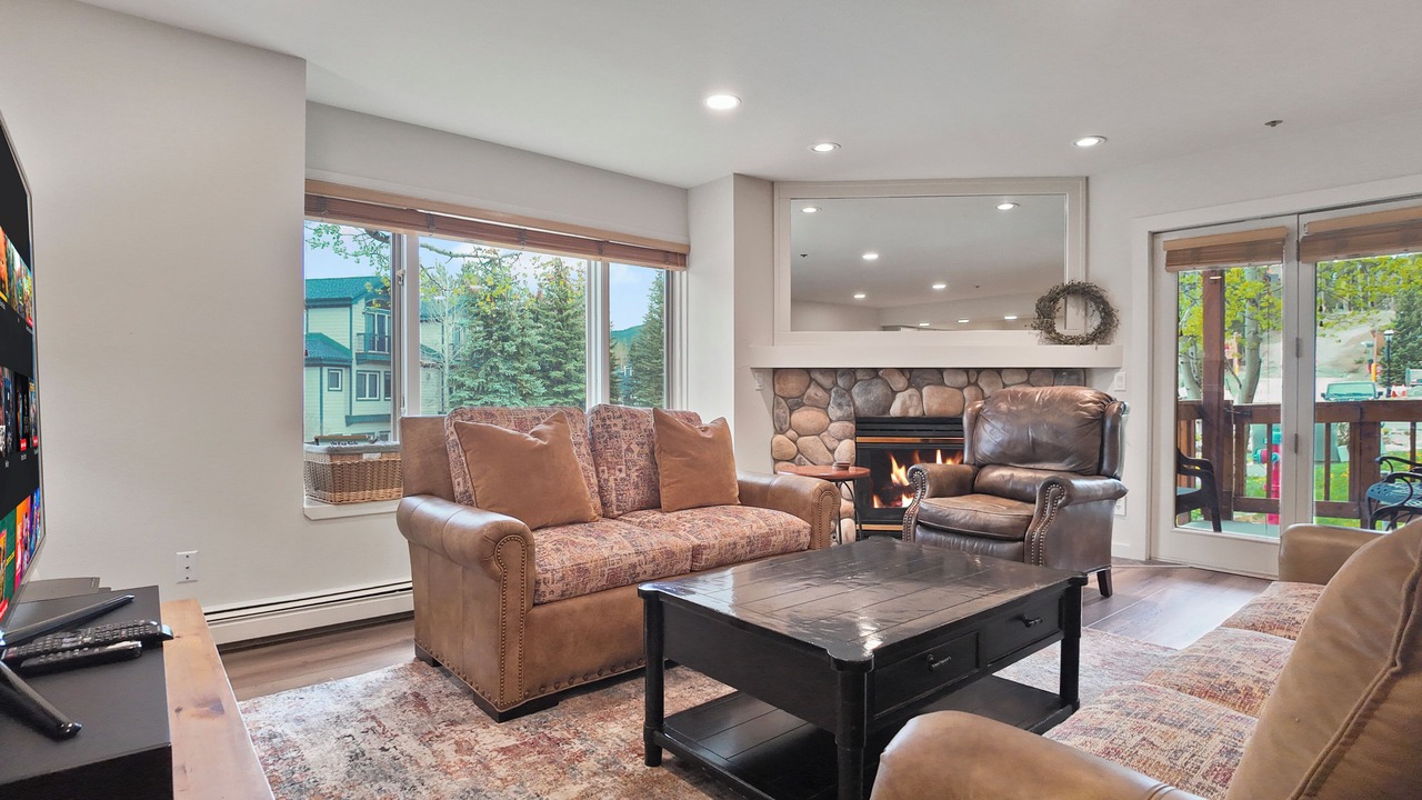 Photo of Livingroom in Four O'Clock
