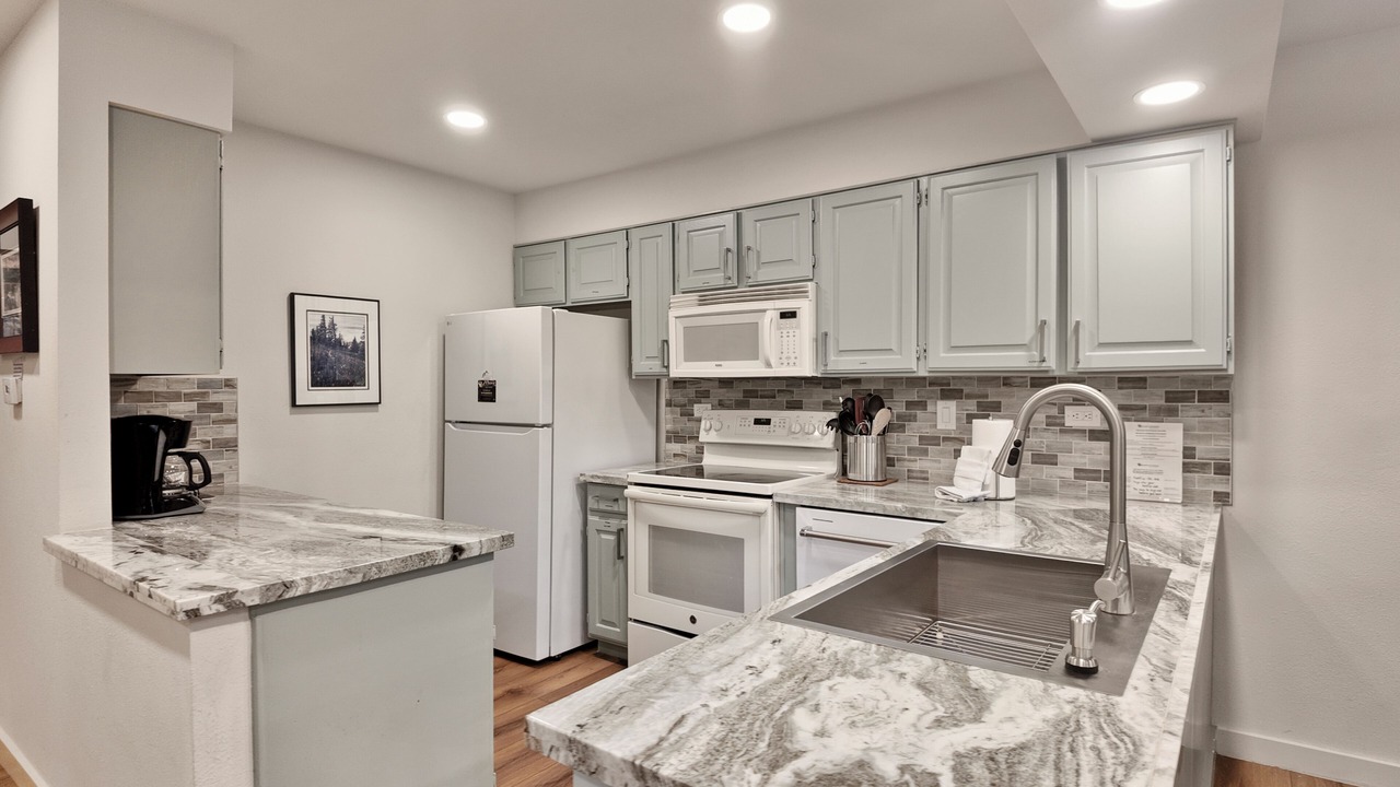 Photo of Kitchen in Four O'Clock