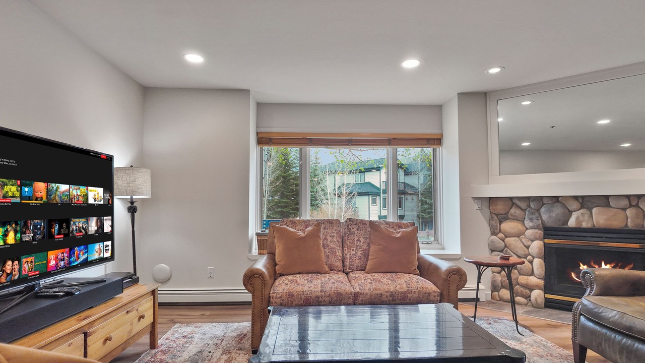 Photo of Livingroom in Four O'Clock