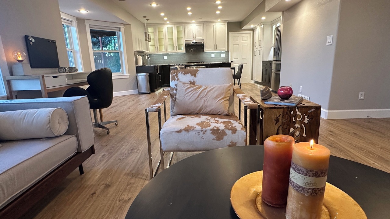 Photo of Livingroom in Englewood