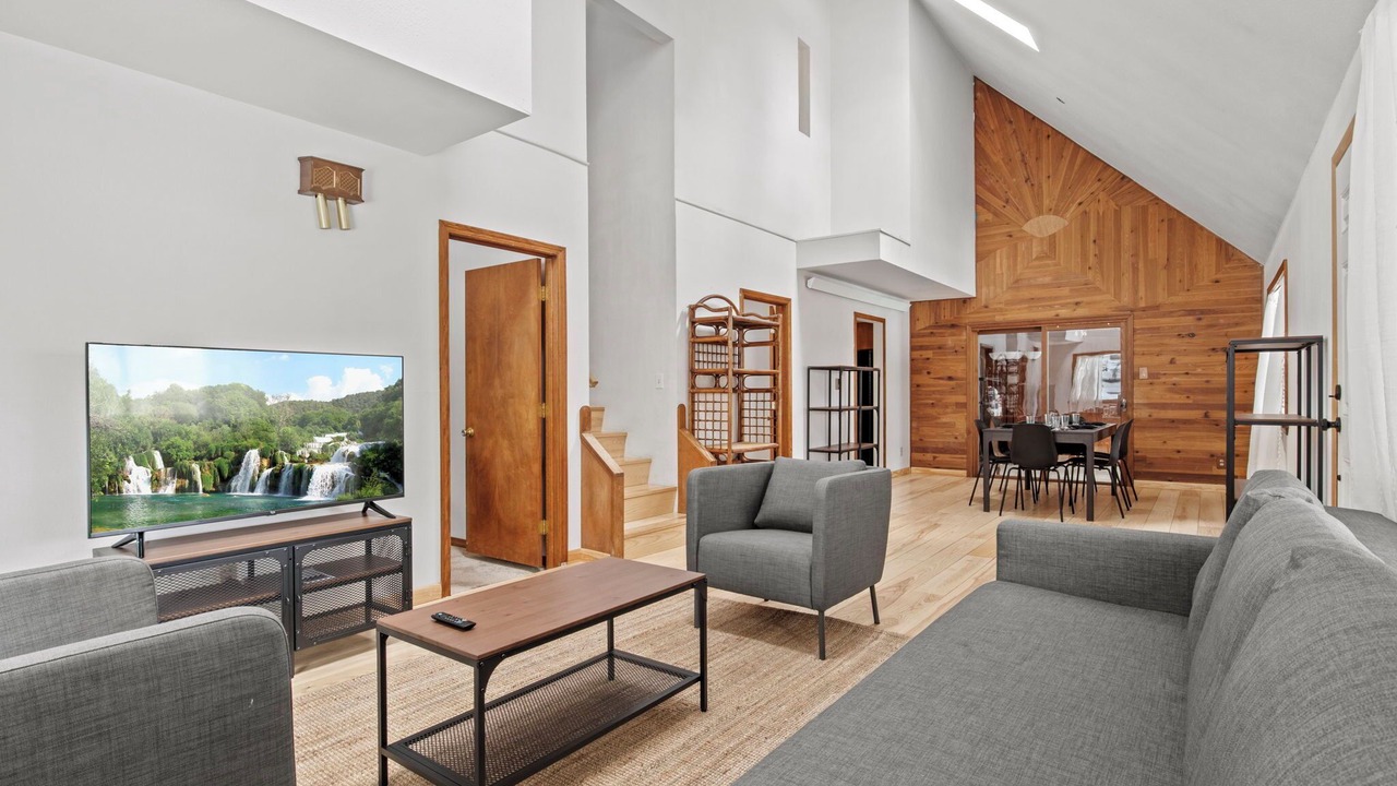 Photo of Bedroom in Highland Lakes