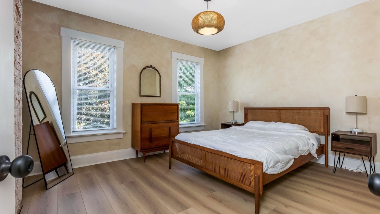 Photo of Bedroom in Franklin Park