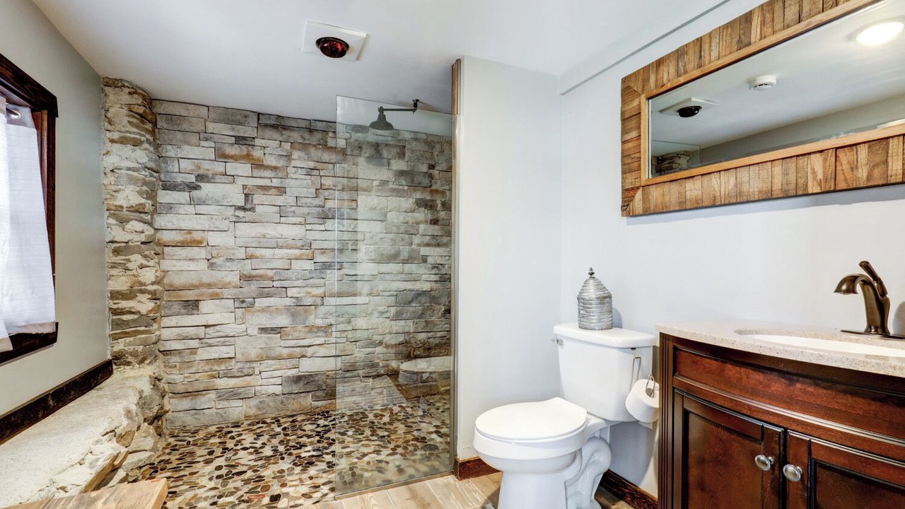 Photo of Bathroom in Salunga