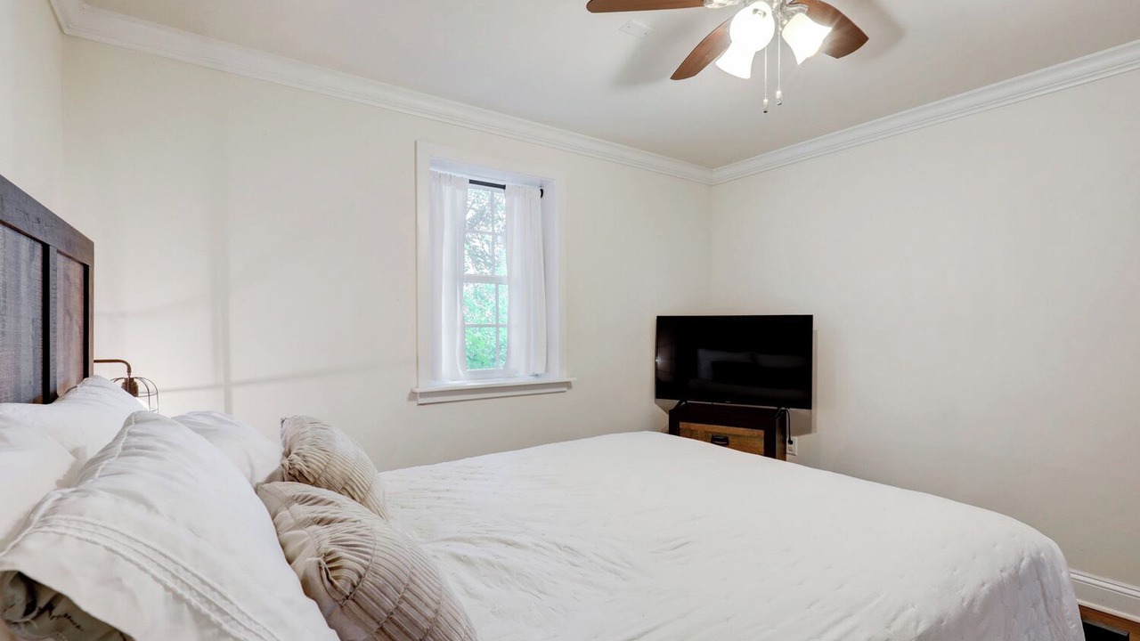 Photo of Bedroom in Salunga