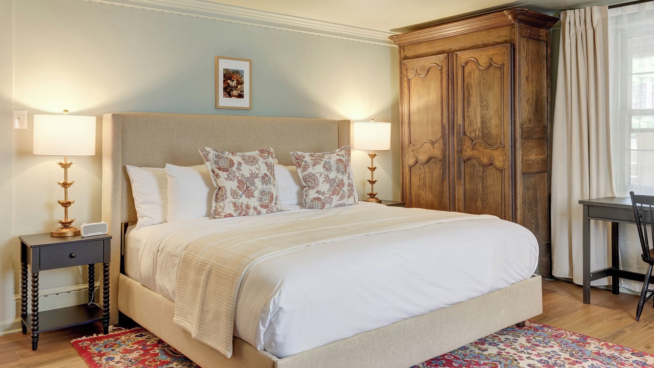 Photo of Bedroom in North Downtown